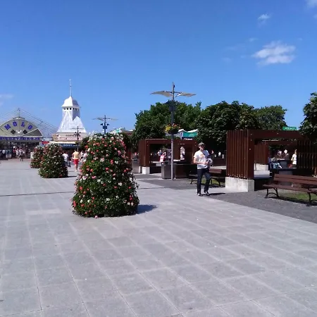 Demiro 公寓 米兹多洛杰